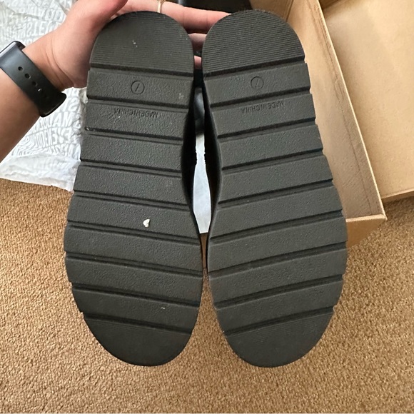 COPY - Steve Madden Kizam - Picture 3 of 4